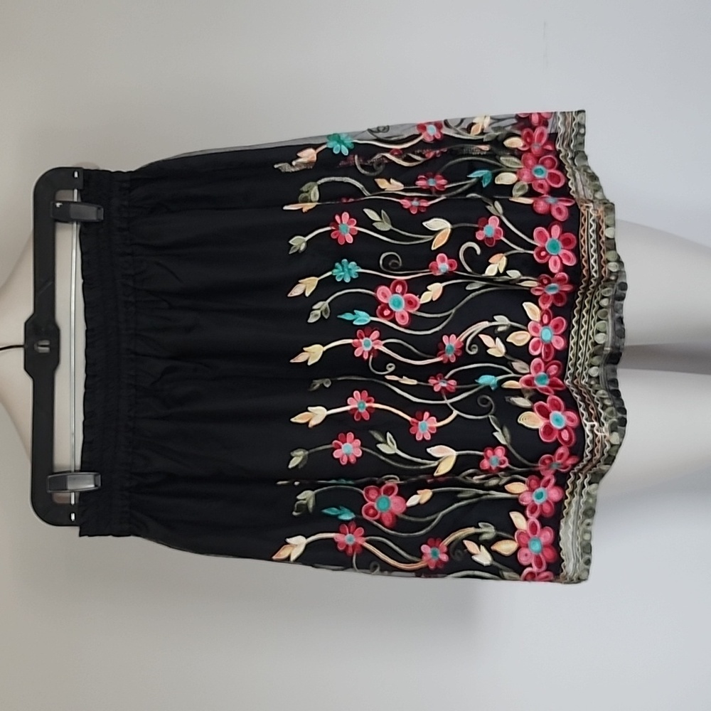 Go Fish black mesh skirt embroidered flowers-M